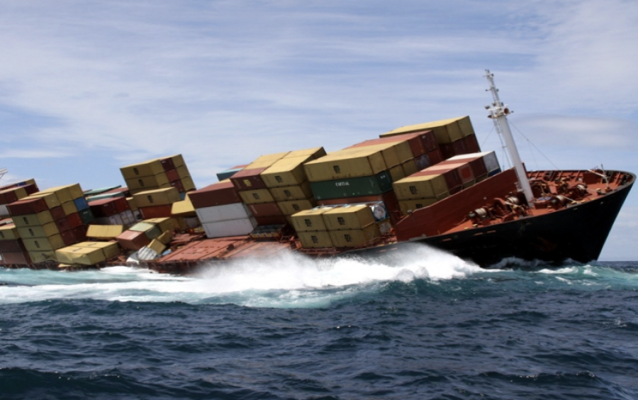 RISK ASSESSMENT IN THE MARITIME SECTOR